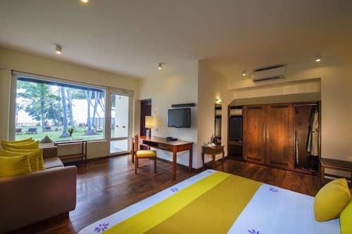 Mermaid Hotel & Club, Room