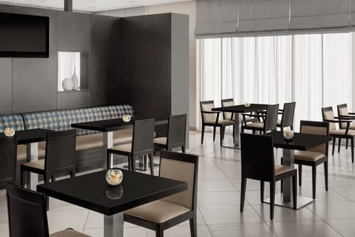 Holiday Inn Express Dubai Jumeirah by IHG, Restaurant