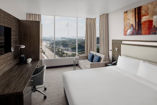 Holiday Inn Express Dubai Jumeirah by IHG, Room