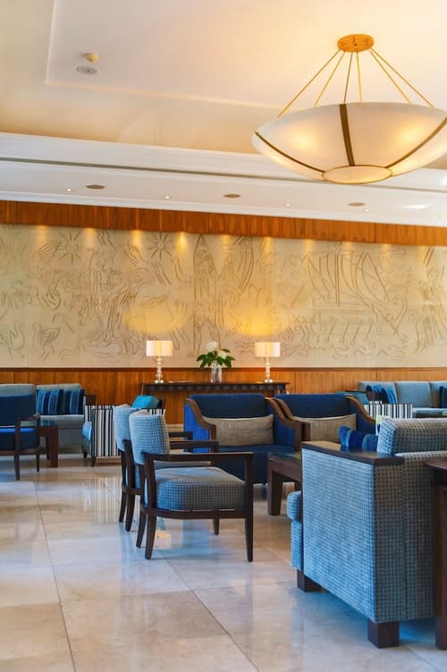 Ajax Hotel, Interior entrance