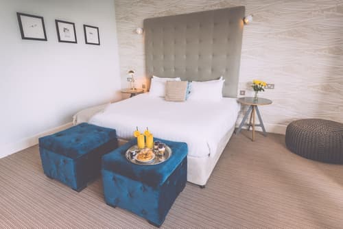 Greenbank Hotel, Room