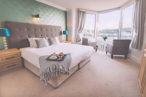 Greenbank Hotel, Room