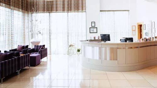 Claregalway Hotel, Reception