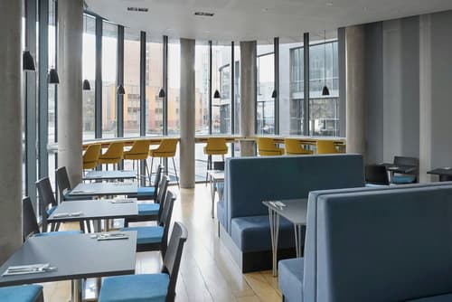 Four Points Flex by Sheraton Cardiff, Breakfast meal