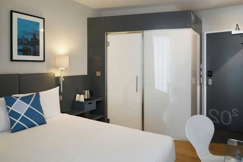 Four Points Flex by Sheraton Cardiff, Room