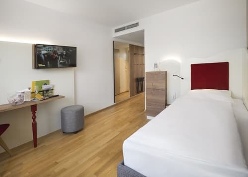 JUFA Hotel Salzburg, Room