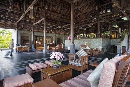 Nora Buri Resort & Spa, Lobby sitting area