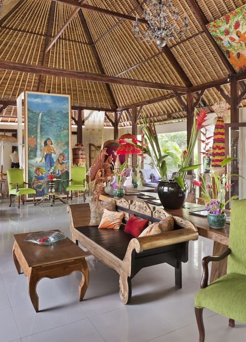 The Mansion Resort Hotel & Spa, Lobby lounge