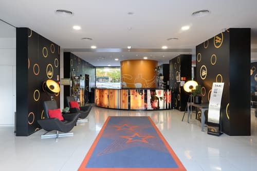 Star Inn Porto, Reception