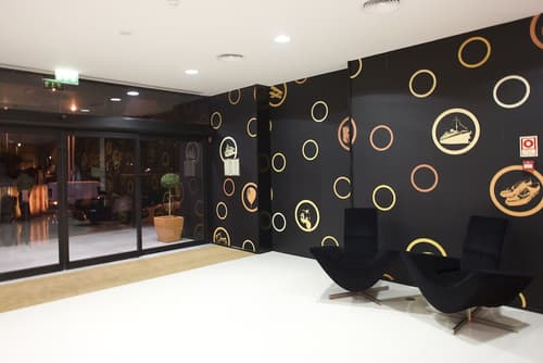 Star Inn Porto, Interior entrance