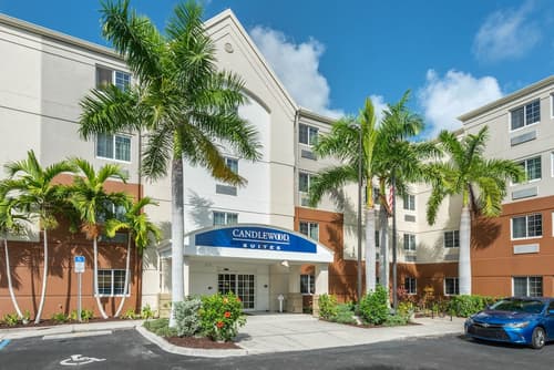 Candlewood Suites Fort Myers Sanibel Gateway by IHG, Exterior