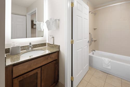 Staybridge Suites Harrisburg by IHG, Room