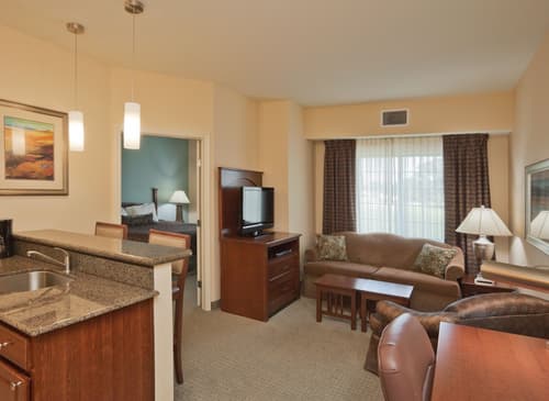 Staybridge Suites Lafayette by IHG, Room