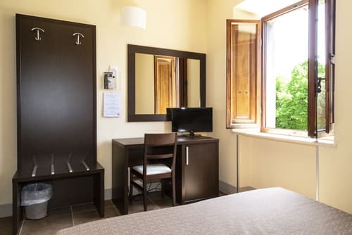 Villa Montarioso, Room