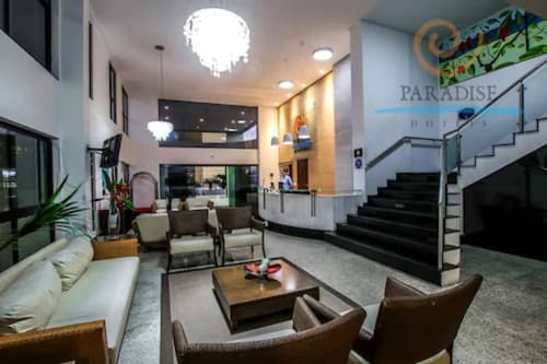 Paradise Flat, Interior entrance