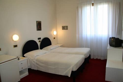 Grand Hotel Milano, Room
