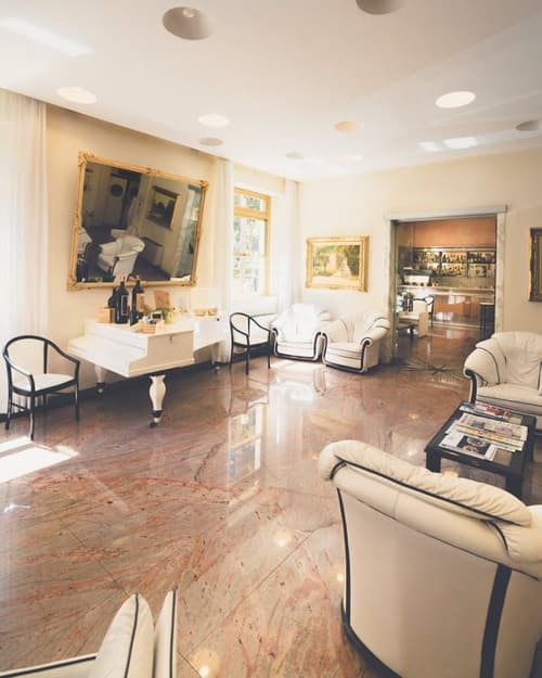 Grand Hotel Milano, Lobby sitting area