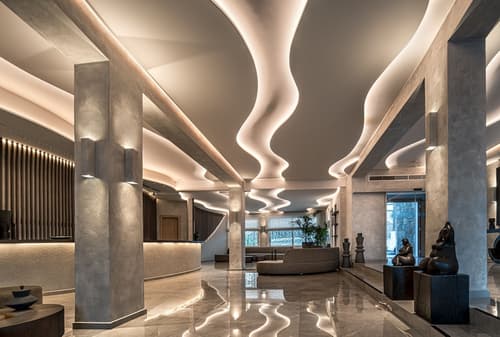 Hotel Petinos, Lobby