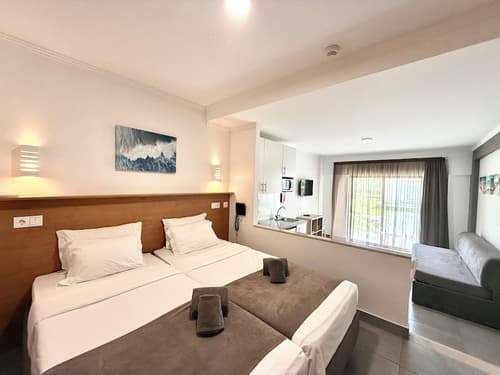 BaySide Salgados, Room