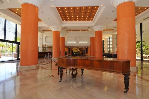 Hotel Zentral Center, Lobby sitting area