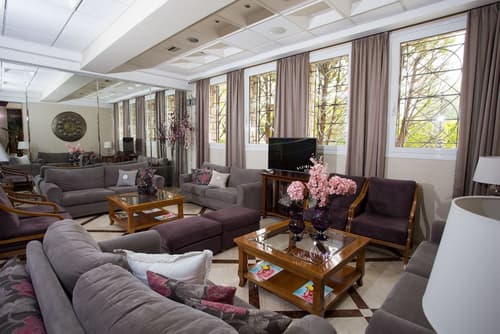 Akti Taygetos Conference Resort, Lobby sitting area