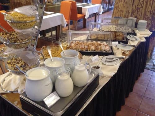 Bianca Resort & Spa, Breakfast buffet