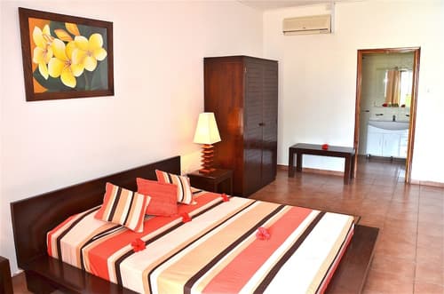 The Britannia Hotel, Room