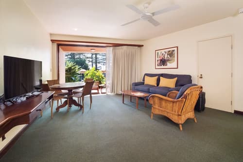 Beach Hotel Resort, Room