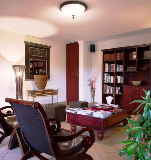 The Edwardian, Lobby sitting area