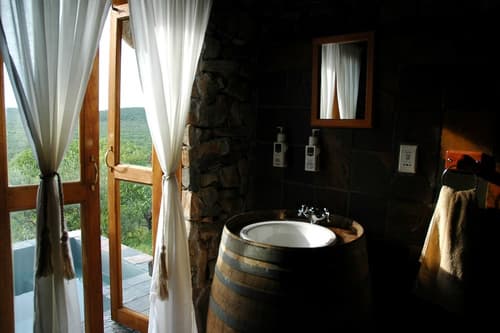 Eagle Tented Lodge & Spa Etosha, Bathroom