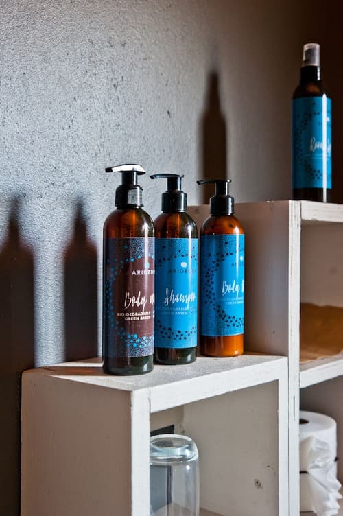 Etosha Safari Lodge, Bathroom amenities