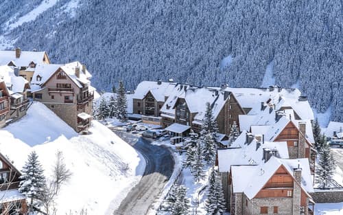 Hotel Chalet Bassibe, Front of property