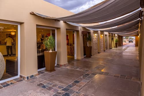Sossusvlei Lodge, Interior entrance