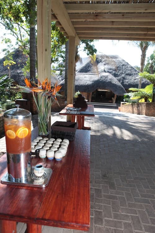 Hippo Hollow Country Estate, Reception