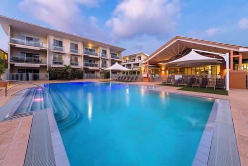 Oaks Broome Hotel, Pool