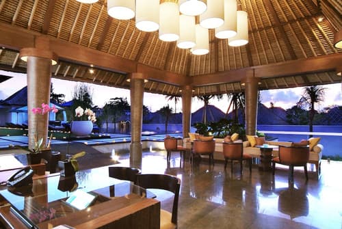 Villa Mahapala, Reception