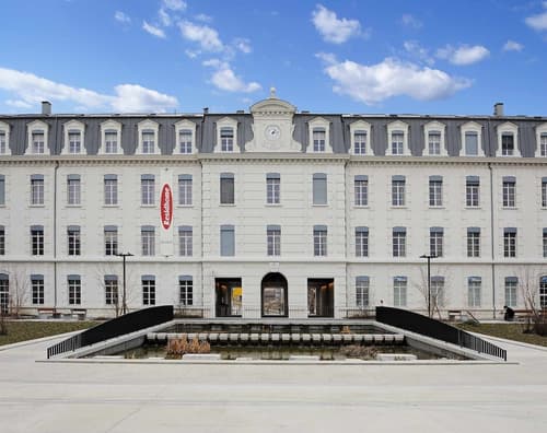 Residhome Caserne de Bonne, Front of property