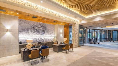 Mokuti Etosha, Reception