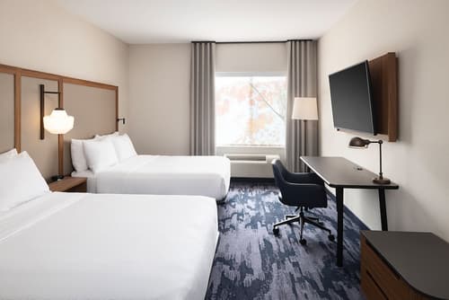 Fairfield Inn & Suites by Marriott West Kelowna, Room