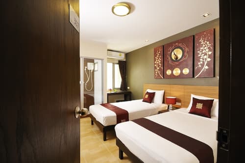 Sleep With Inn, Room