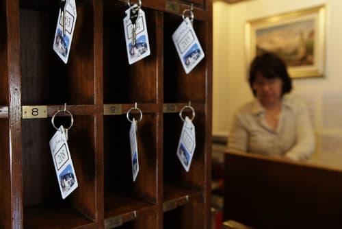 Hotel Santa San, Check-in/check-out kiosk