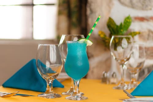 Grenadine House, Restaurant