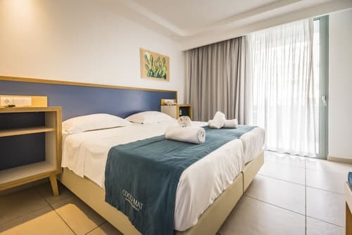 Alia Beach Hotel, Room