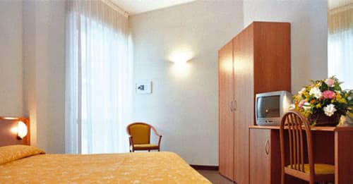 Hotel Engadina, Room