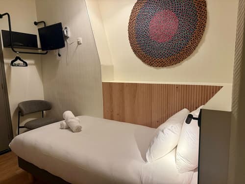 Korner République, Room