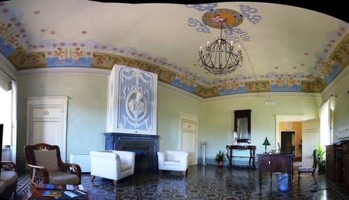 Palazzo di Valli, Lobby