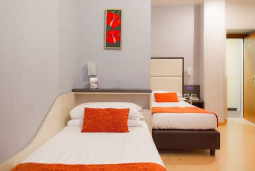 Hotel Piacenza, Room