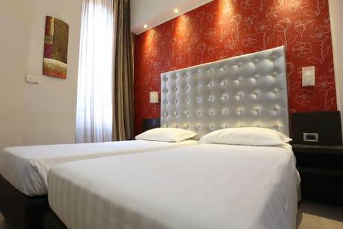 Hotel Piacenza, Room