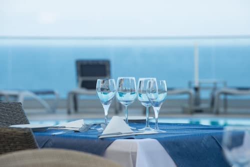 Hotel Duas Torres, Swim-up bar