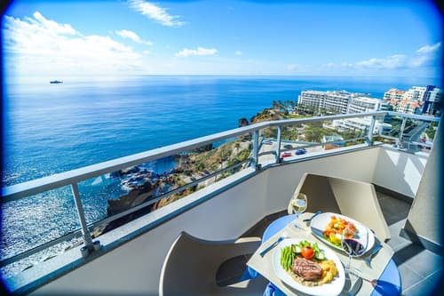 Hotel Duas Torres, Terrace/patio